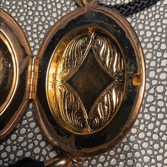 VTG 80s Cloisonné Locket Necklace with Tassel - Picture 5 of 7